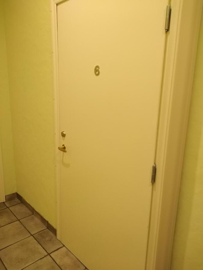 Kauba 6-6 Apartment 쿠레사아레 외부 사진
