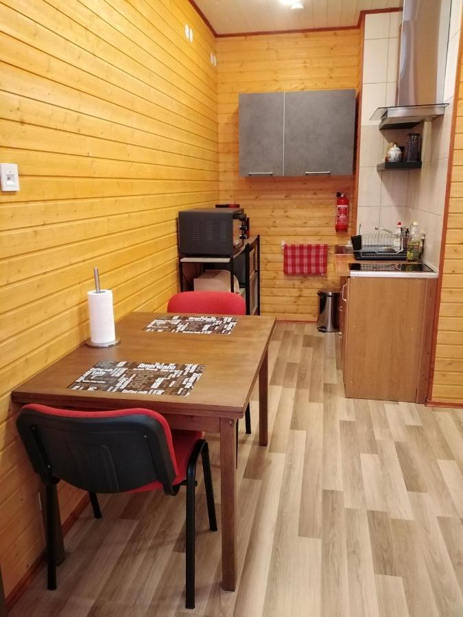 Kauba 6-6 Apartment 쿠레사아레 외부 사진